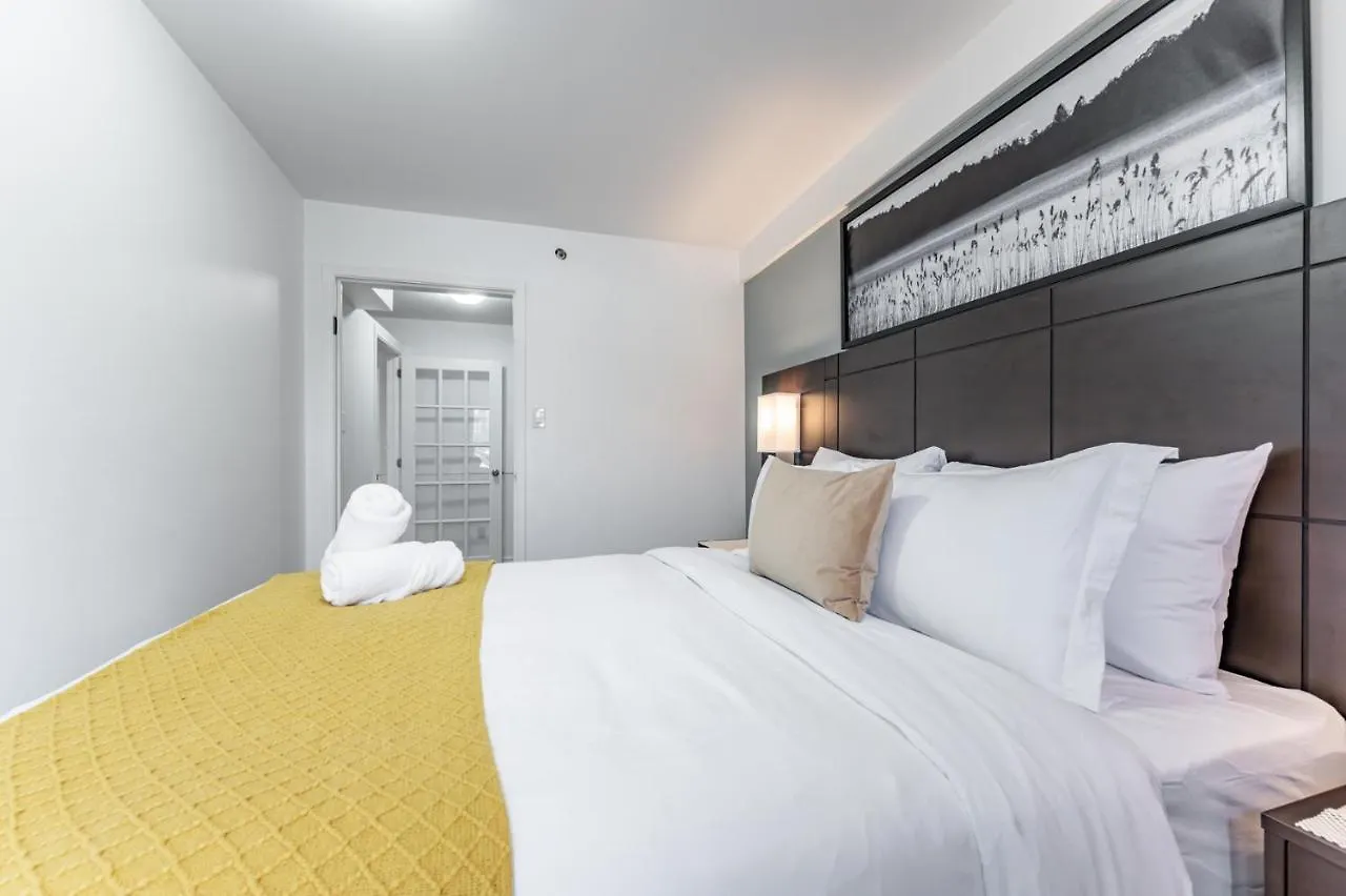 Downtown Townhomes Toronto Apartment