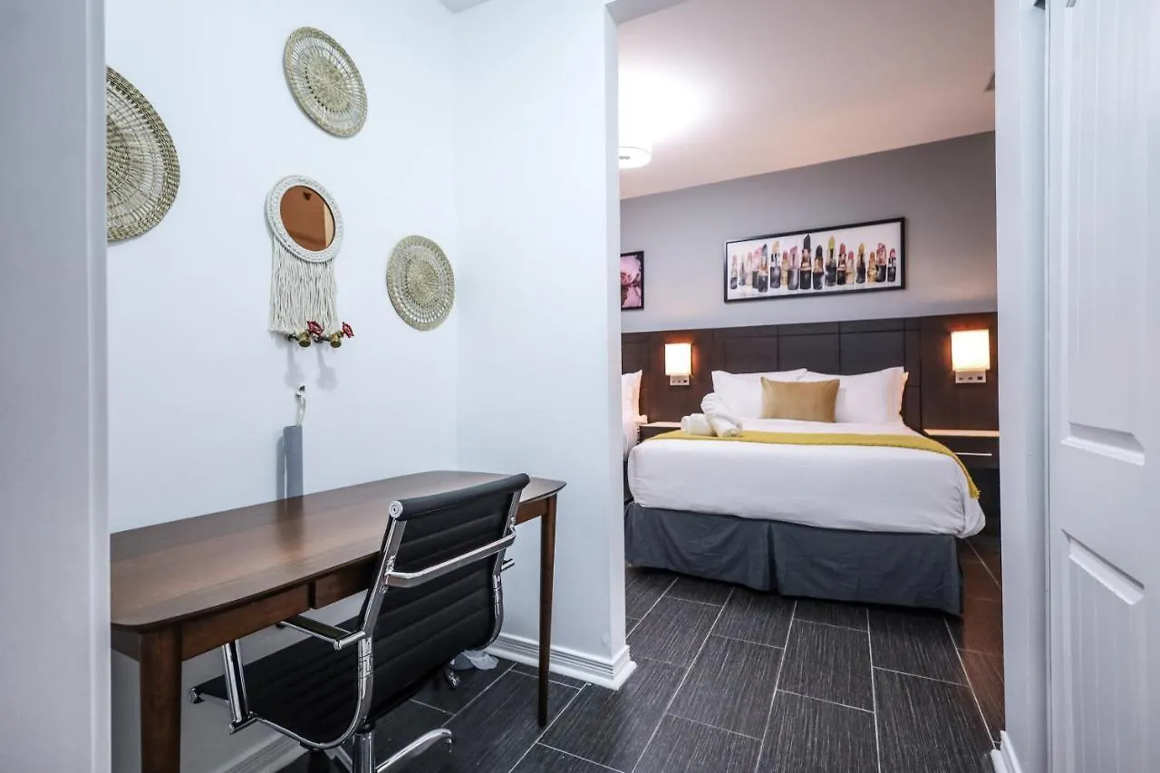 Apartment Downtown Townhomes Toronto